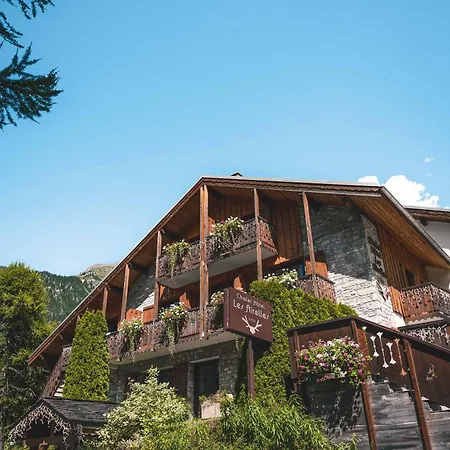 Les Airelles Hotel